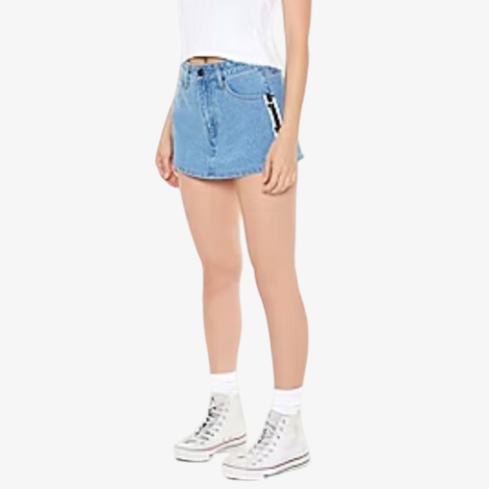 NWOT Forever 21 Denim Jean Skort Skirt Short Striped Snap Button Trim Small